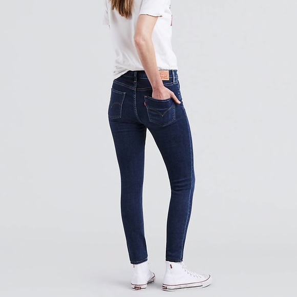 Levi’s Super Skinny High Waisted Jeans - Picture 2 of 6